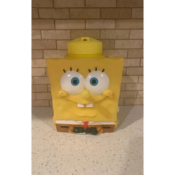 2013 Spongebob Universal Souvenir Bottle 8x6‎ BD - Picture 1 of 7